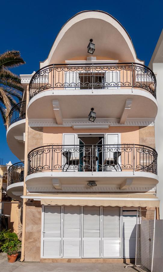 Apartment Villa Marija Тиват Екстериор снимка